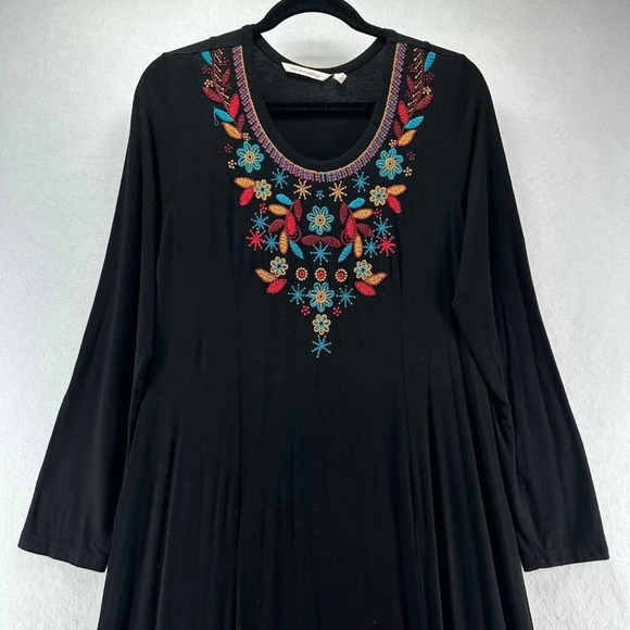 Soft Surroundings Dress Size S Floral Embroidered Maxi Boho Fit & Flare Black - Picture 3 of 13